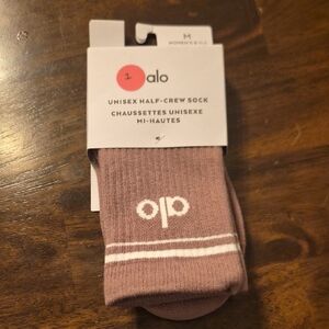 ALO Yoga Unisex Half-Crew Socks